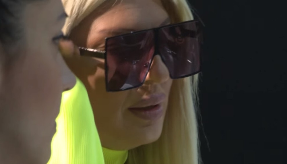 Jelena je posle ovog snimanja završila u bolnici? Sve vreme gledala u telefon!