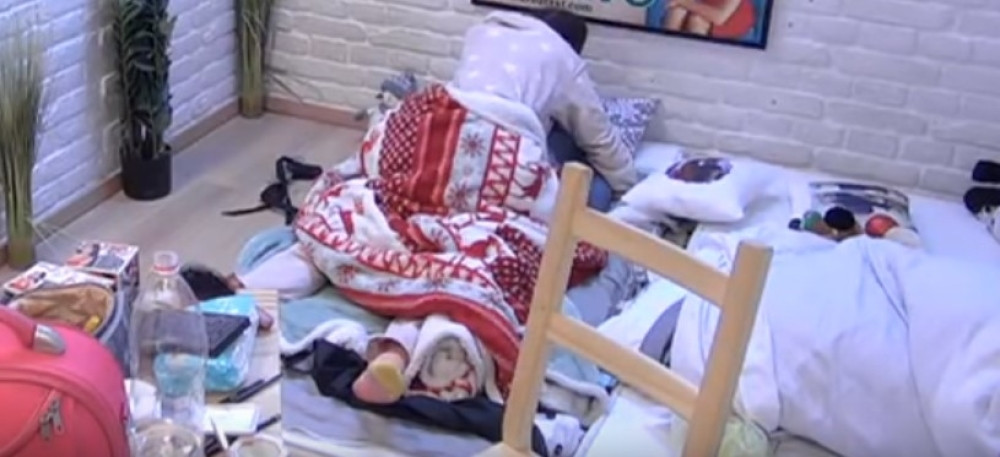 Zadrugarka upala u sobu, pa prekinula Aninu i Davidovu akciju! (VIDEO)