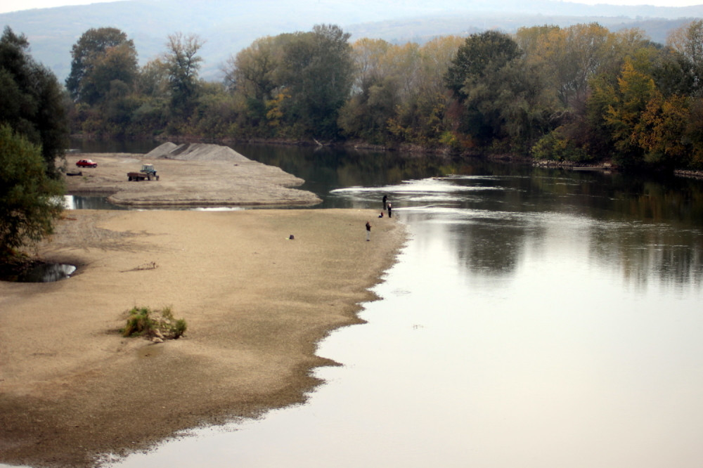 Narod se priseća strašnih pojava iz davnina! Na hiljade ih je došlo, to ne sluti na dobro!