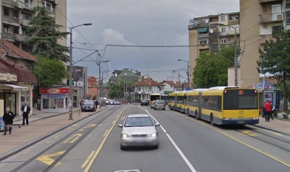 U parkiću gde se deca igraju i okupljaju porodice neko se iživljavao...