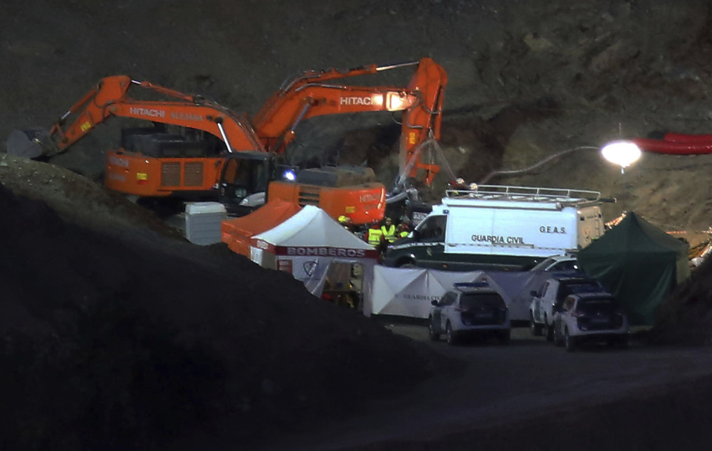 Spasioci posle 10 dana kopanja stigli do zarobljene bebe na 100 metara dubine, epilog je TUŽAN!