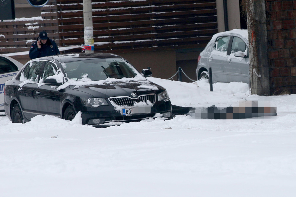 Petru napao sopstveni pas, oborio je na pod, pa je NASMRT IZUJEDAO