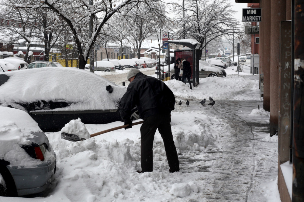 Posle ledenog januara temperatura skače na 16 stepeni, RHMZ upozorio na jeziv scenario