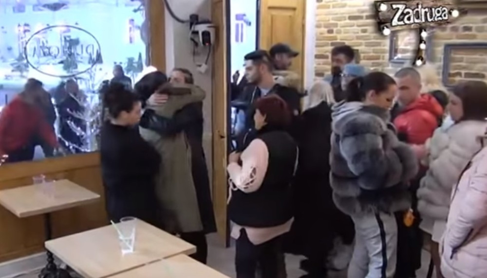 Ona je zauvek izbačena iz Zadruge, svi su plakali dok je odlazila! (VIDEO)