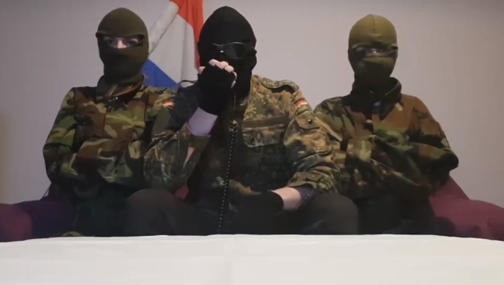 Maskirana grupa pozvala na POBUNU U HRVATSKOJ, nose vojne uniforme, napali Plenkovića i Modrića!