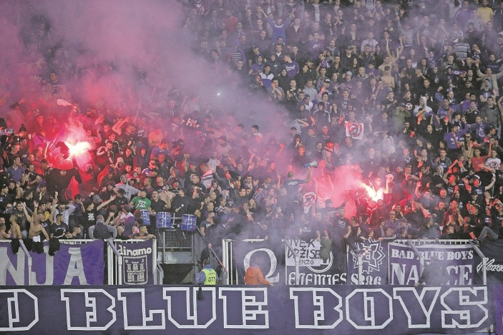 "Bed Blu Bojsi" usred Beograda razvili poruku i obeležili 29 godina od incidenata!