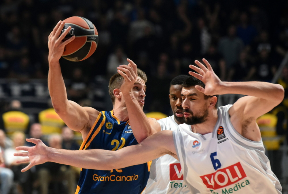 Radonjić u "Morači" srušio svoju Budućnost, Kari Pešić ponovo bolji od Reala!