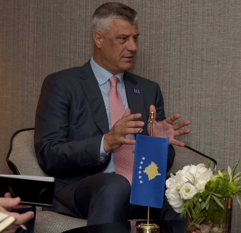 Posle sastanka sa američkim ambasadorom, OGLASIO SE I TAČI!