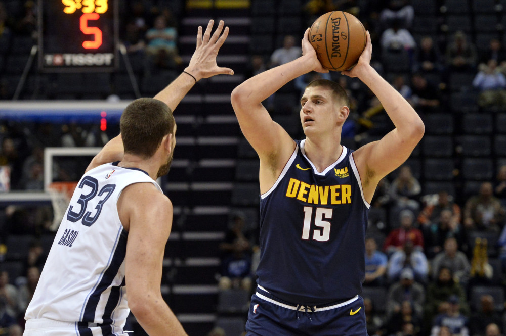 Jokić je nezaustavljiv! Denver pregazio Hjuston, naš Nikola postigao 31 poen! (VIDEO)