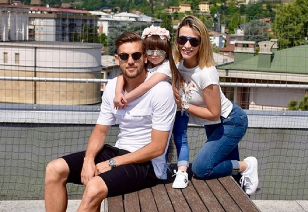 Slavni fudbaler srušio Juventus i Ronalda, pa ostao da plače! Javili su mu užasne vesti za SUPRUGU I BEBU! (FOTO)