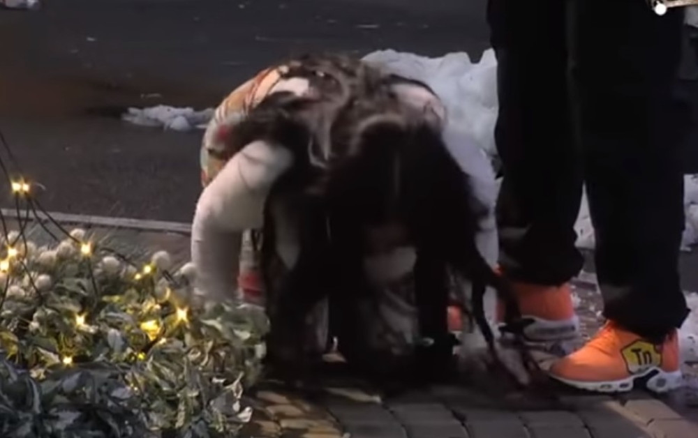 Gaženje i udaranje zadrugarke! Danima je pod lekovima, od stresa ne može ni da jede!