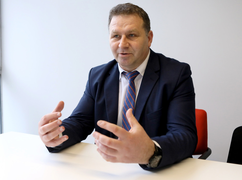 Kod nas Srbi i Albanci sede za istim stolom!