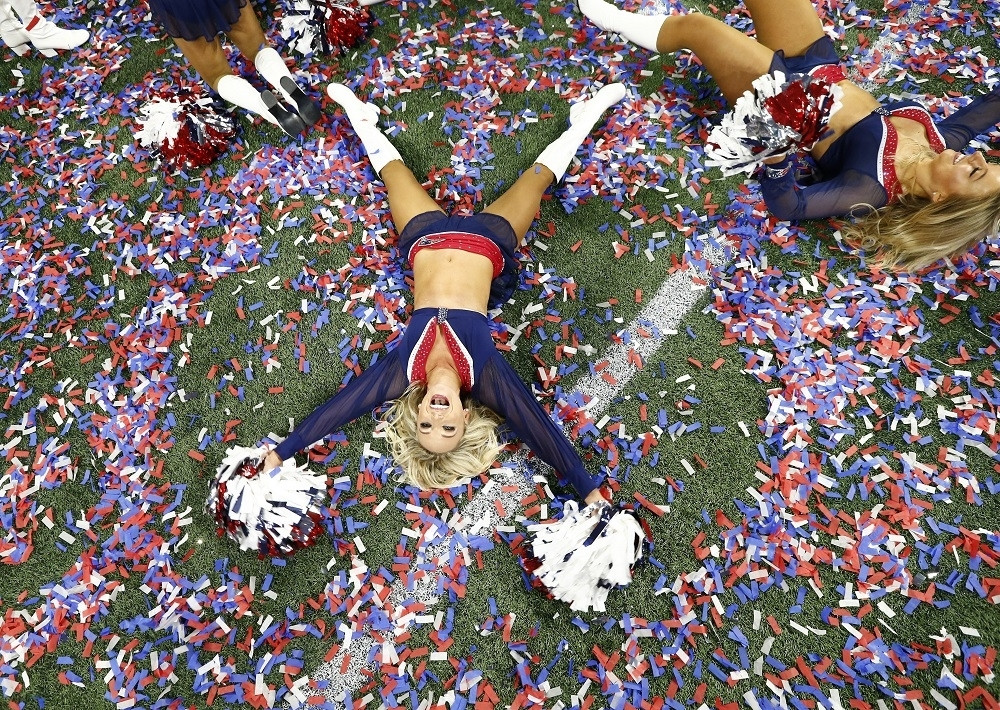 Malo poena, mnogo uzbuđenja, vrhunska MUZIKA, REKLAME I NAVIJAČICE