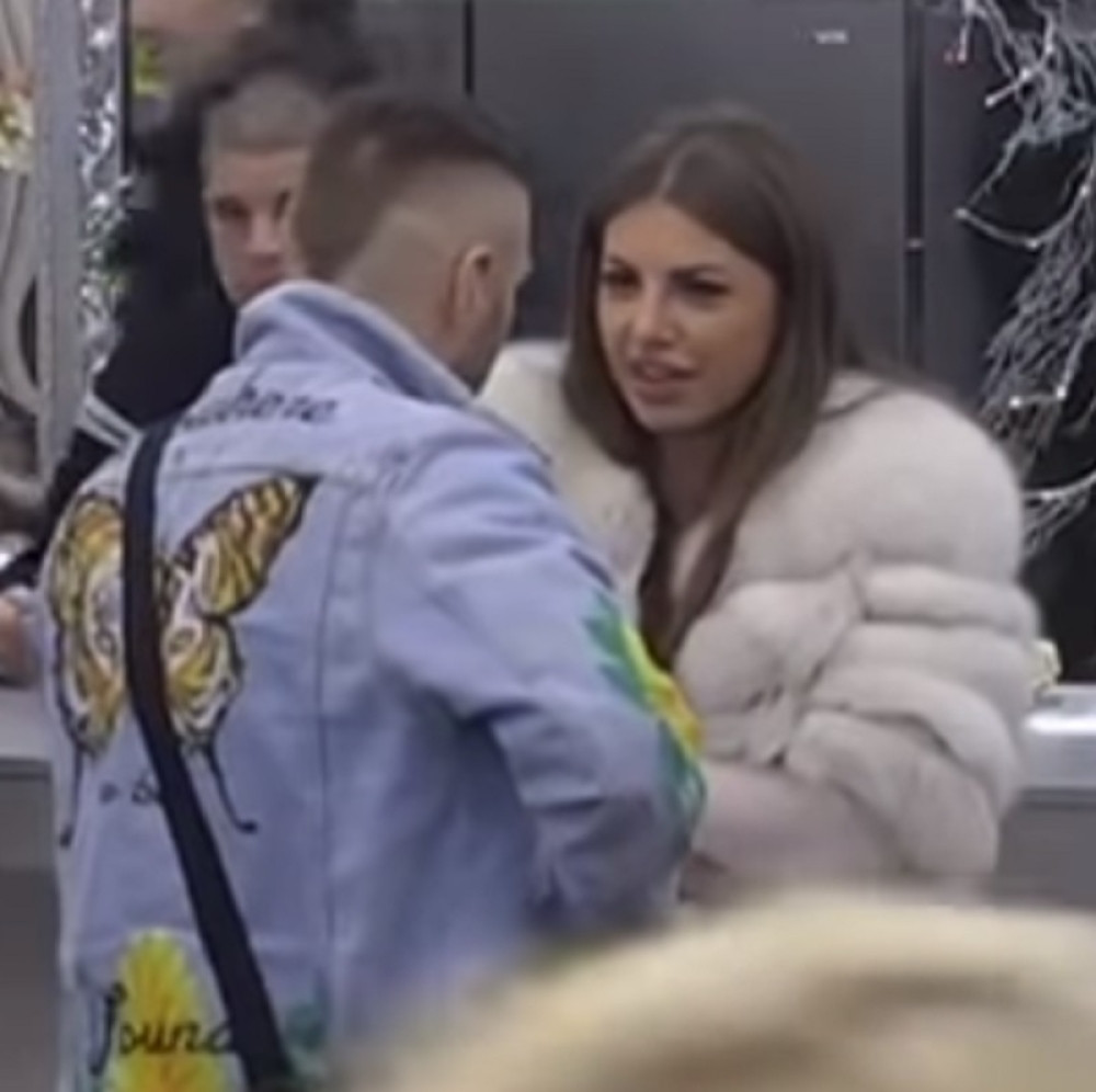 Dragana mu dala ceduljicu, a njegova ŽENA je odmah reagovala! Sve je izmaklo kontroli, evo šta kaže o Matoroj i Sanji!