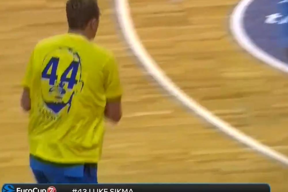 Ovakav gest se ne viđa često! Evo šta su košarkaši Albe uradili za POVREĐENOG SRPSKOG REPREZENTATIVCA pred meč sa Partizanom! (VIDEO)