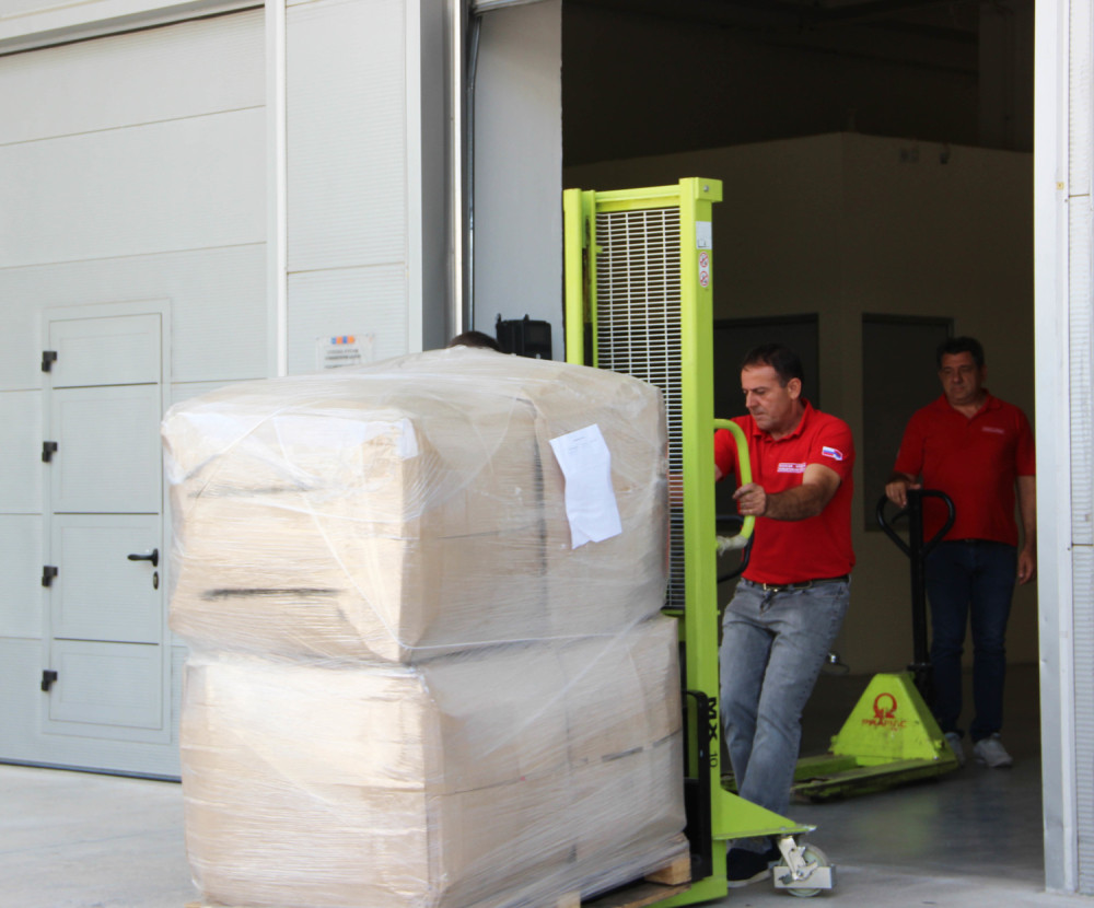 Jelena je naručila i platila kuhinju pre 3 meseca. Na isporuku još čeka, a evo šta će biti sa njenim novcem!