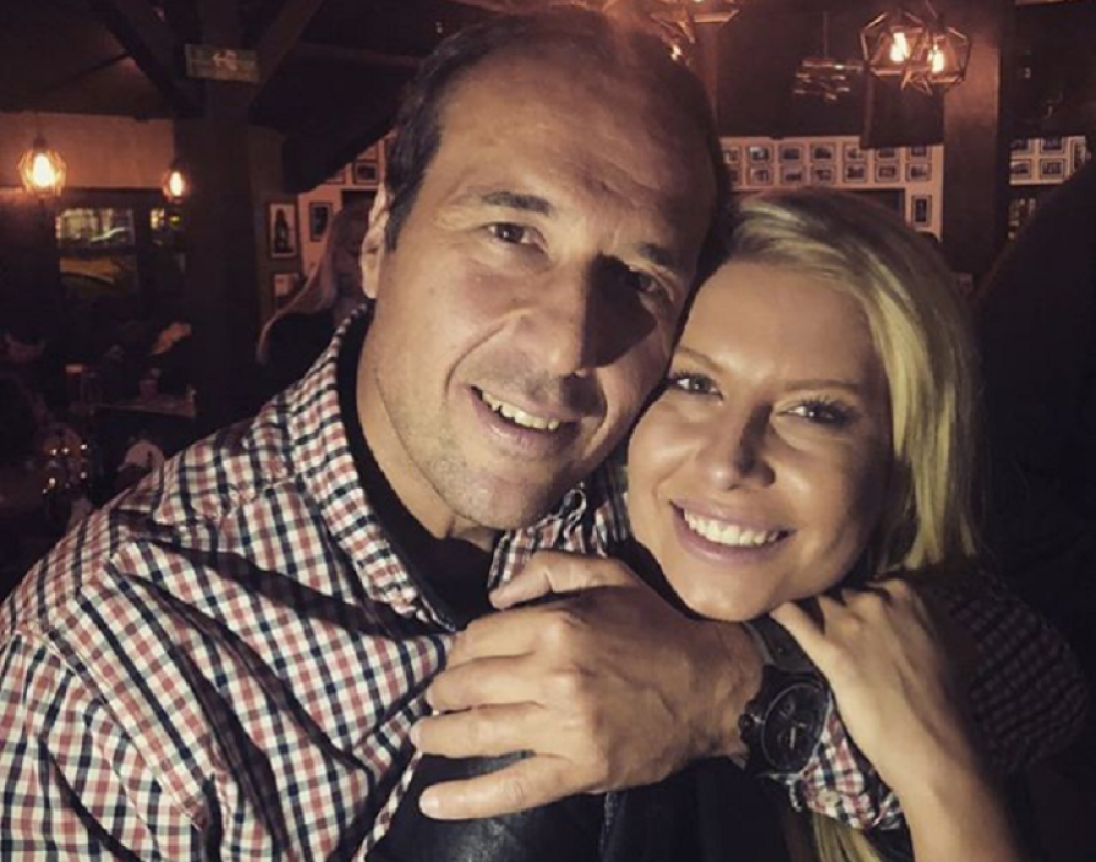 Voditeljka Dea Đurđević u operacionoj sali, lekari čine sve što mogu, oglasio se i njen DEČKO MLADEN!