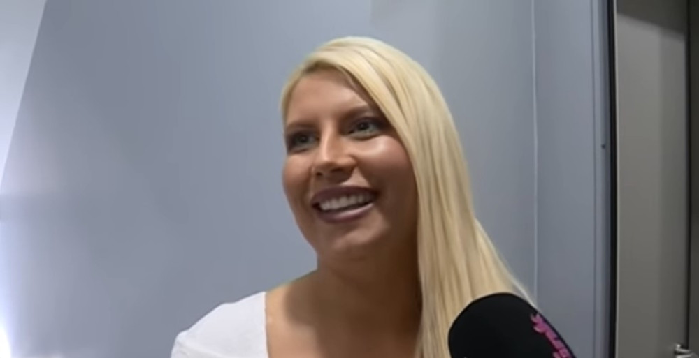 On je kupio Dei zvezdu na nebu! Razlika od 20 godina u vezi im NE SMETA, a upoznali su se na poslu!