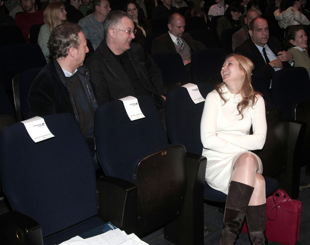 Hoće da zavade srpski narod, njihov novi postupak pokazuje da su spremni na sve!