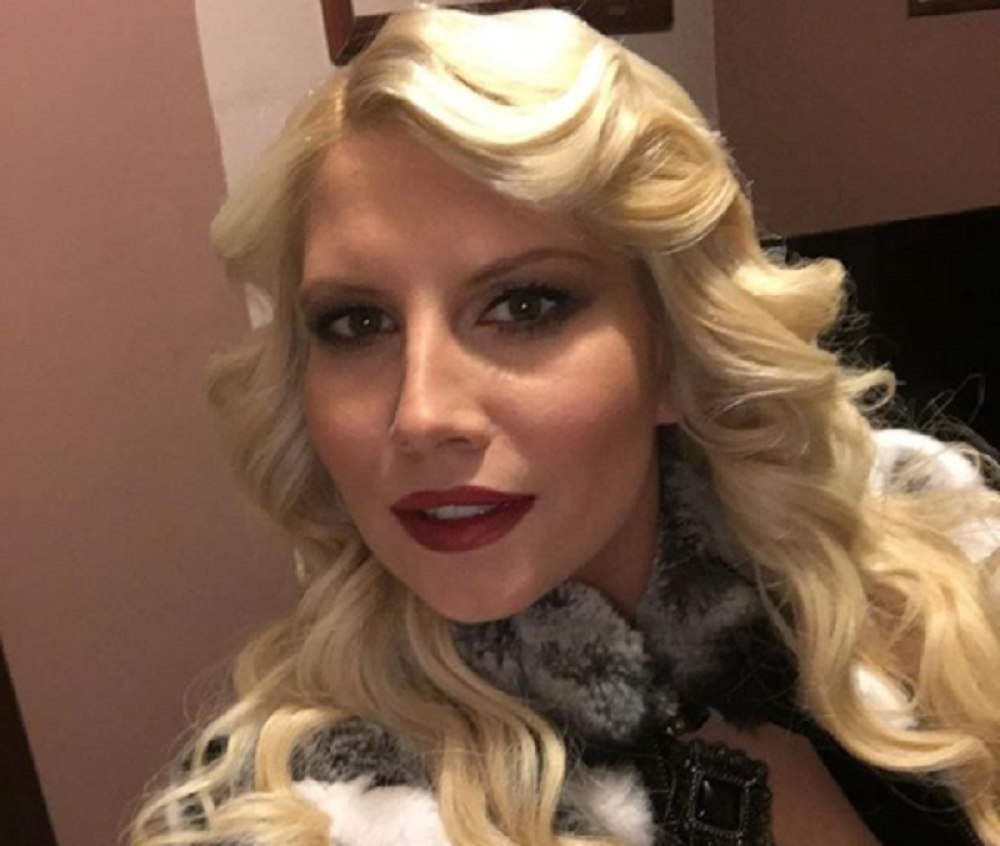 Dea Đurđević VIĐENA ispred bolnice, jedan detalj na njoj je sve ostavio BEZ TEKSTA!