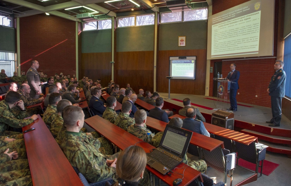 Ministar Stefanović: 28 državljana Srbije u terorističkim organizacijama u Siriji i Iraku