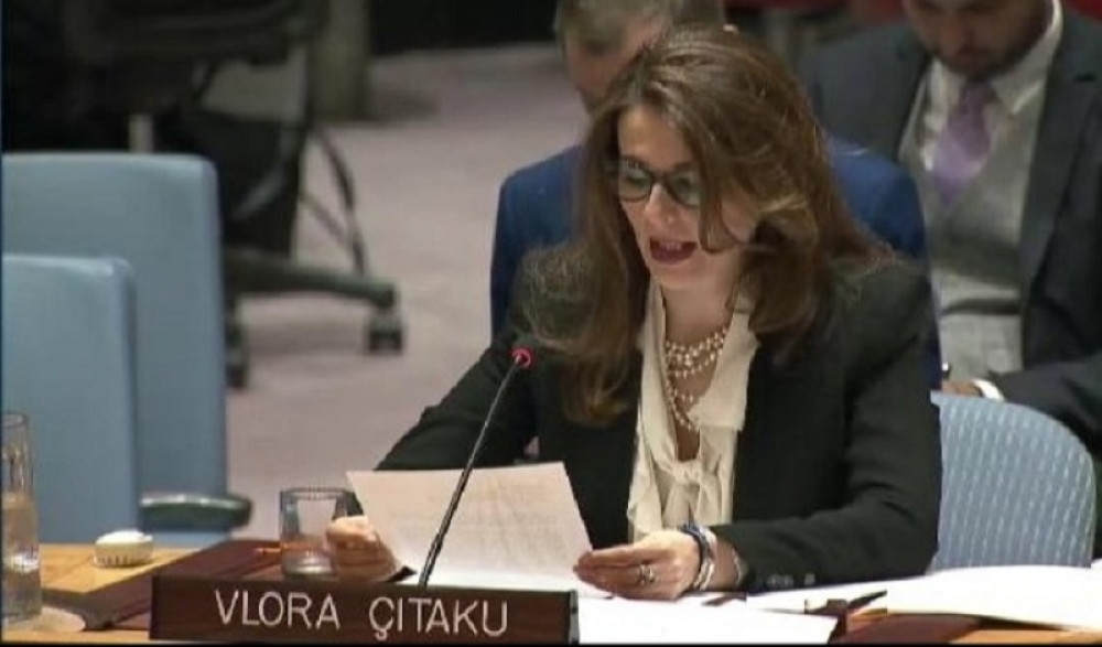 Ruski ambasador zagrmeo na Šiptarku: Nisi morala ni da dolaziš!