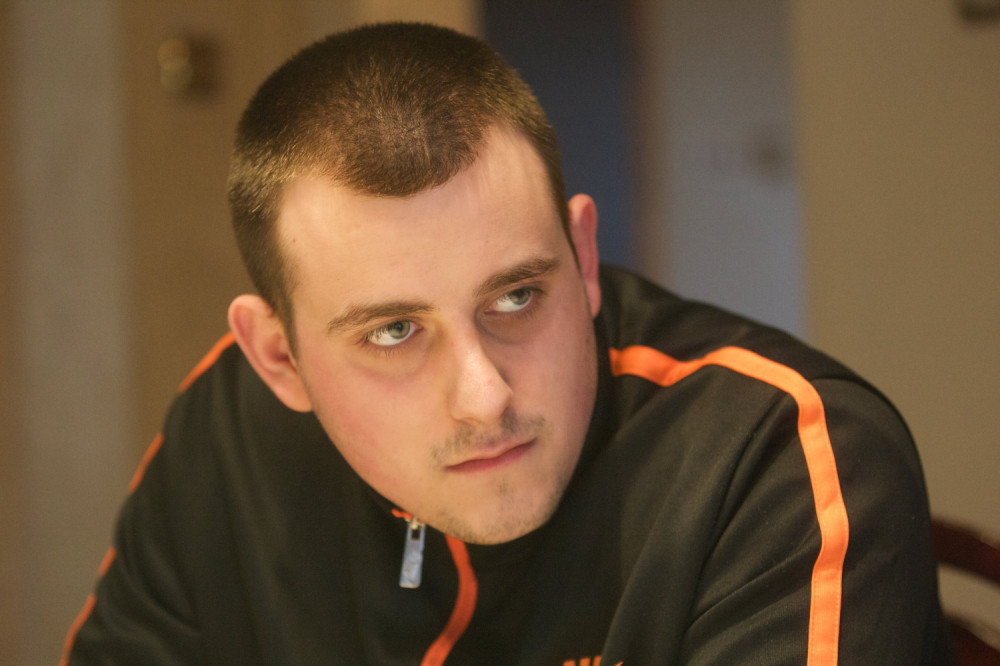 Povukao obarač u dvorištu škole u Kaluđerici, sada se nagodio sa tužiocima, i uskoro izlazi NA SLOBODU!