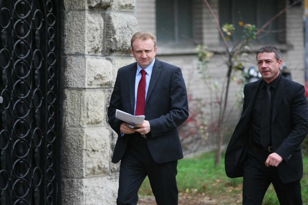 Ko je ovlastio Đilasov savez da potpisuje bilo šta u ime svih nas?! (FOTO)