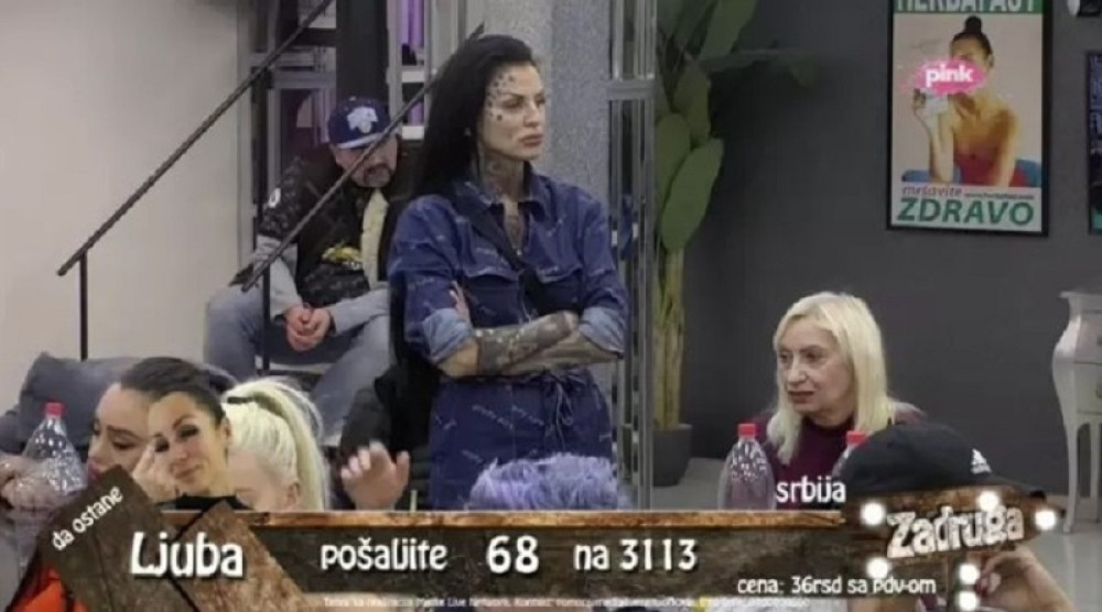 Mina ima telefon?! Jelena Krunić sve odala! U sve umešali i Zoricu Marković i to dok je bila NA SAHRANI SESTRE (VIDEO)