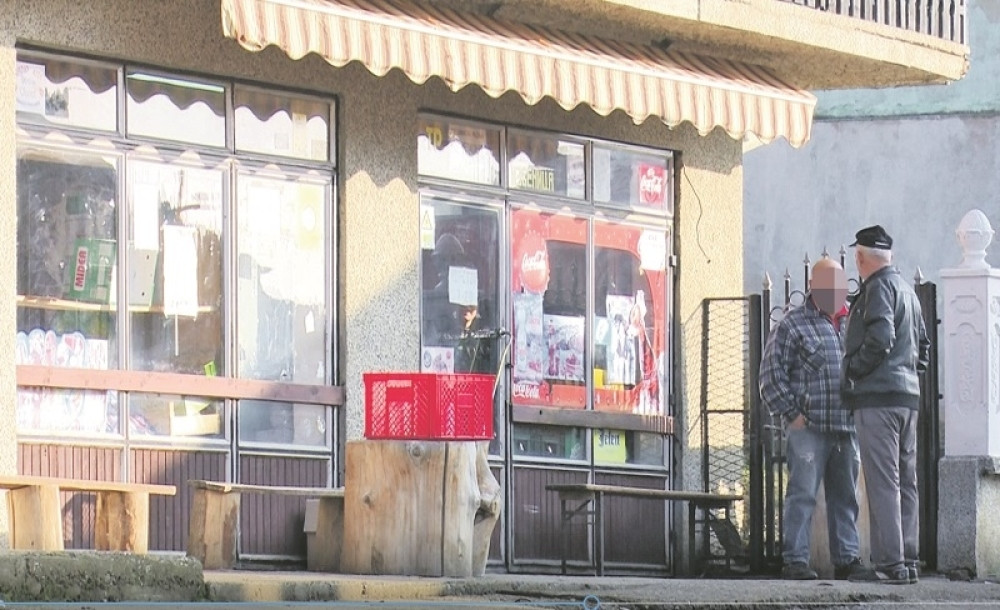 Očevidac otkrio detalje drame u Varvarinu: Braća su kamenjem čoveku zatvorila oko! Druga žrtva na apratima