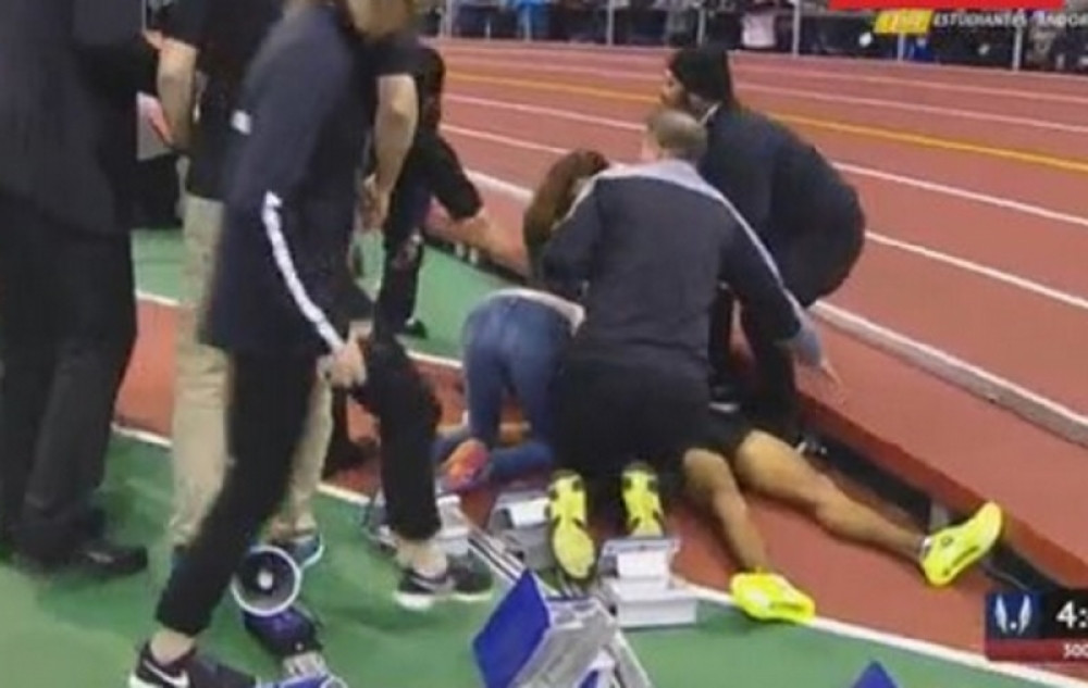 Jamajčanin se srušio usred trke, NIJE DAVAO ZNAKE ŽIVOTA! Atletičari se zagrlili, zaplakali i molili da preživi! (VIDEO)