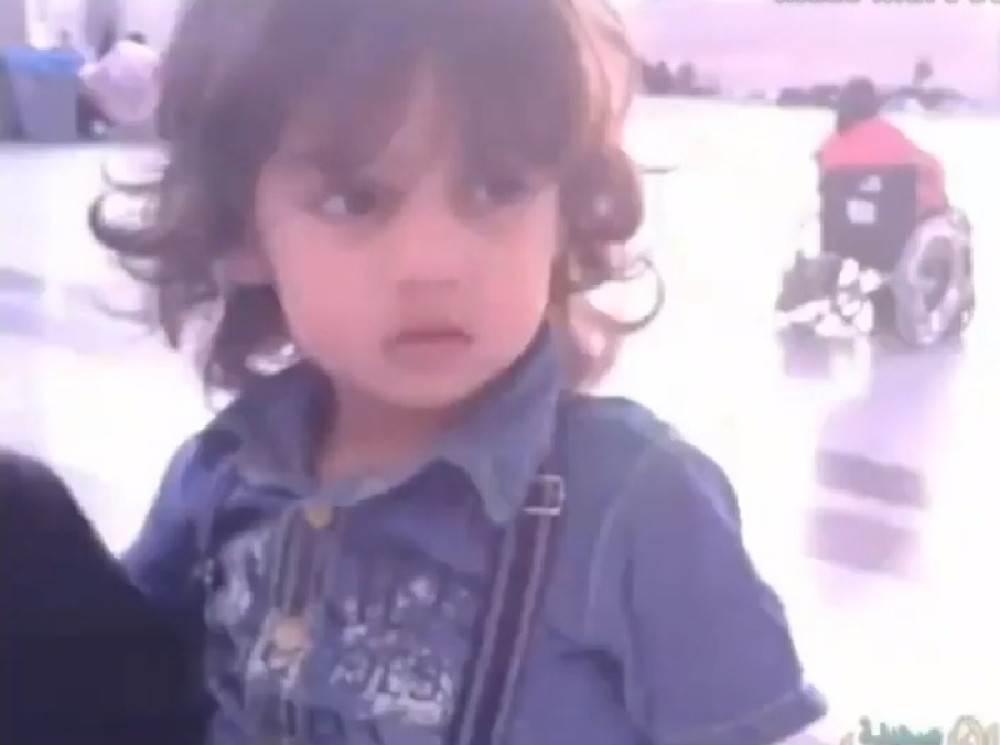 Muslimani dečaku odrubili glavu! Ubadali ga slomljenom štakom u vrat, sve dok nije...