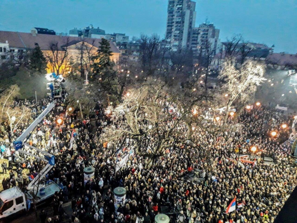 Predsednika dočekalo više ljudi u Pančevu nego što ih je opozicija ikad videla na protestu (FOTO+VIDEO)