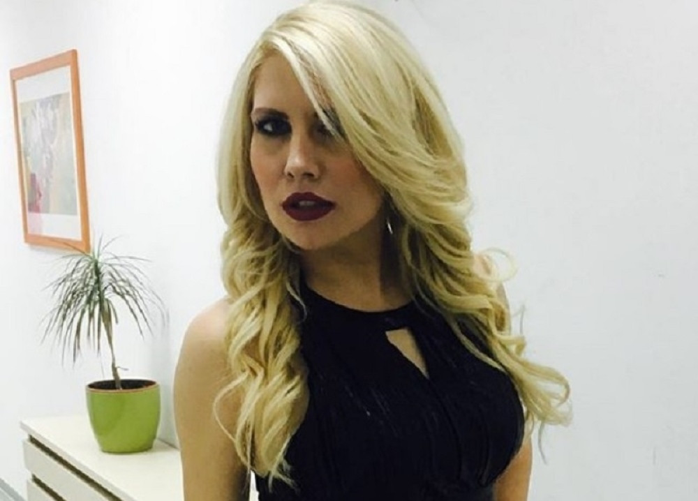 Dea Đurđević je trebalo da gostuje u "Amidži šou", ali se NIJE POJAVILA! Otkriven pravi razlog!