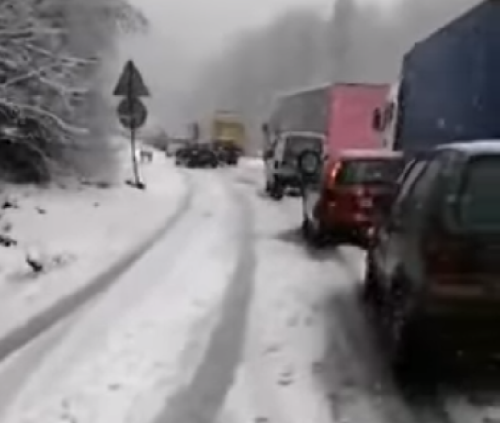 Video od kog ćete se doslovno naježiti: U ovom mestu potpuna katastrofa!