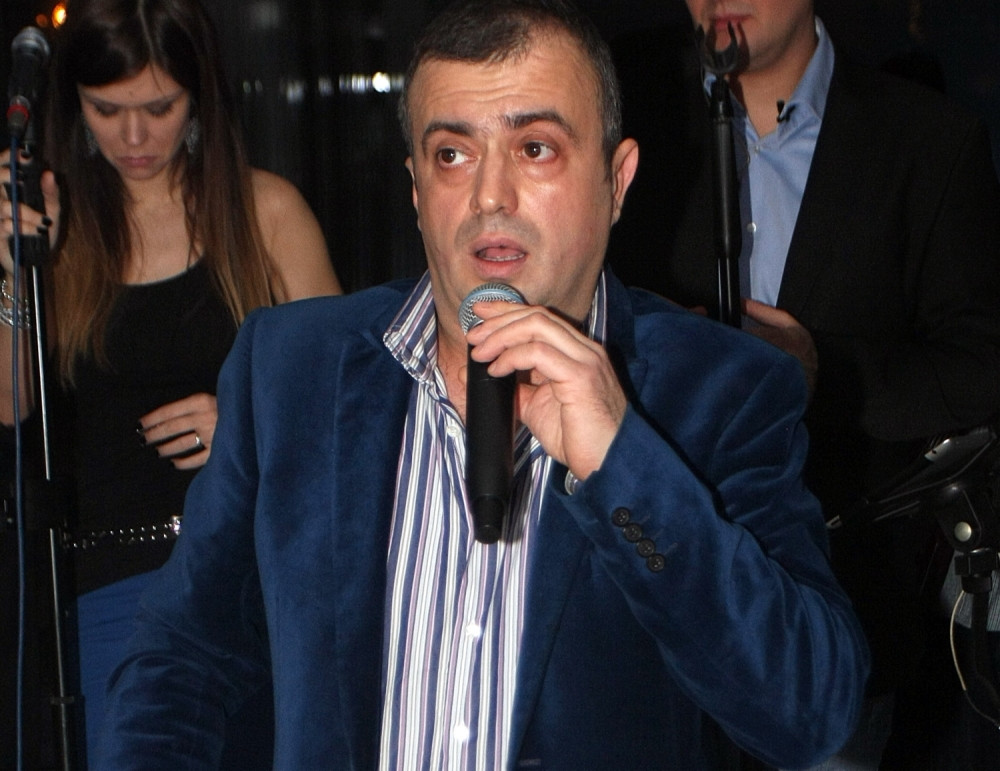 Krenuo da im se izvini, al' zbog jedne rečenice ponovo ponizio ovaj napaćeni narod!