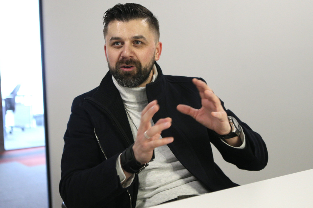 Amel Ćurić o ZABRANJENIM temama: Zaljubio sam se posle seksa na jednu noć!