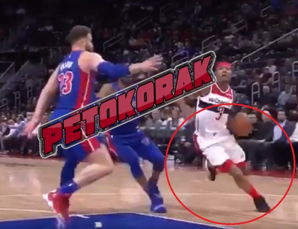 Igrač napravio 5 KORAKA sa loptom u rukama, sudije donele odluku - OVO JE DOZVOLJENO (VIDEO)