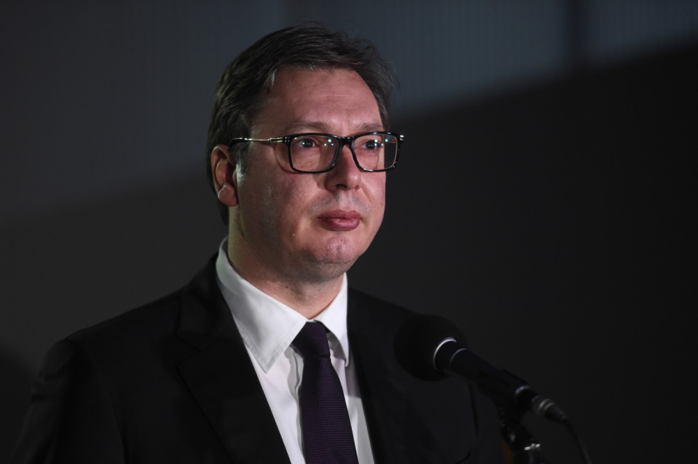Predsednik Vučić se potresnom porukom oprostio od doajena srpskog glumišta, Miše Janketića!