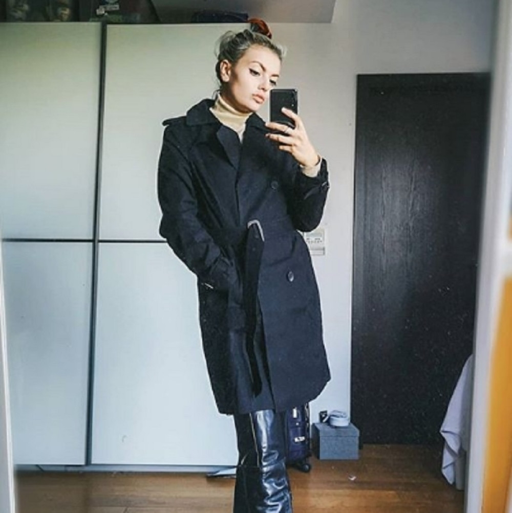 Ćerka pokojnog pevača se UDALA u Las Vegasu! Emotivnom porukom raznežila sve! (FOTO)