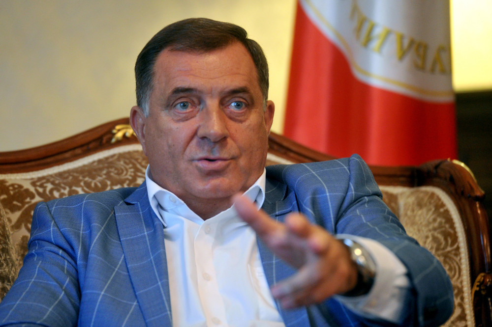 Dodik: Nepodnošljivo je raditi sa ljudima kojima smetaju Srbi i Srpska!