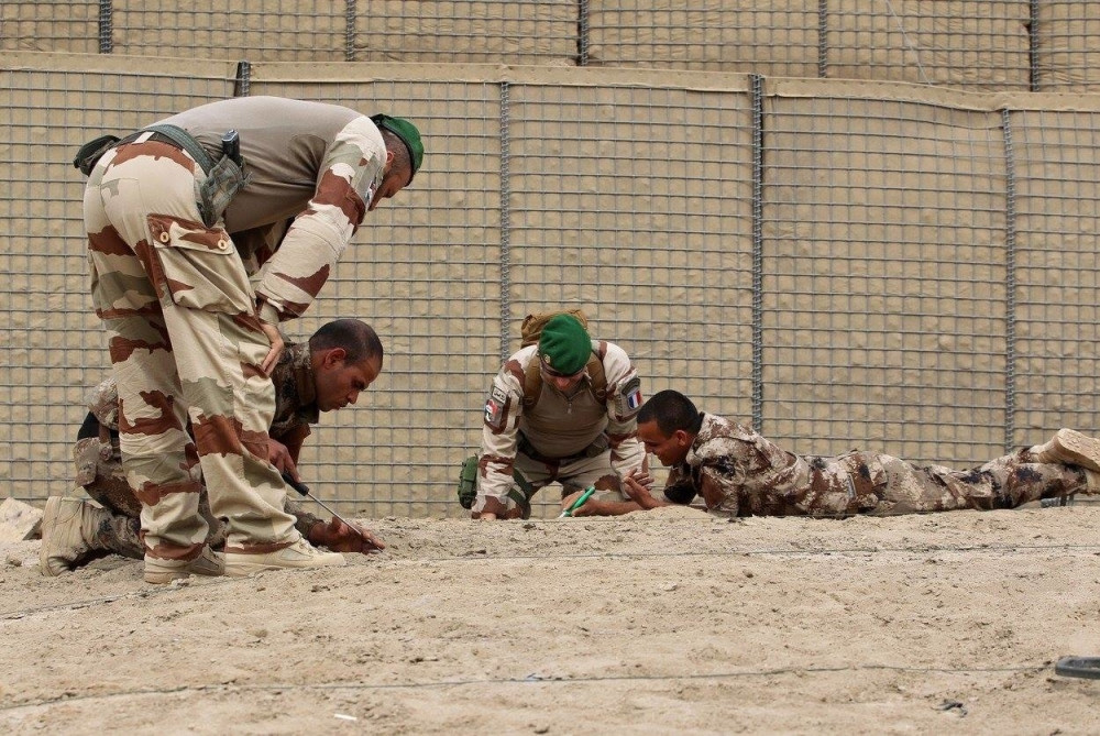 Legija stranaca je postala utočište za sve sa problematičnom prošlošću: Evo koliku platu imaju vojnici i šta sve moraju da znaju!