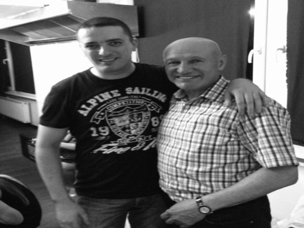 Porodica Šalić poslala venac sa PRETUŽNOM PORUKOM nastradalom Šabanovom vozaču! Ove reči će vam naterati suze na oči