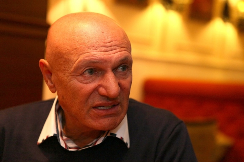 Otkrio u kakvom su tačno srodstvu: Ovaj detalj je prećutao SVIMA!