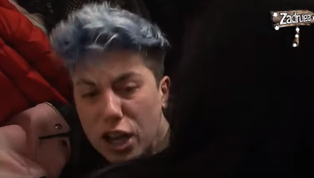 Matoru u naletu besa niko nije mogao da smiri, dobila nervni slom zbog Sanjine sreće sa njim (VIDEO)