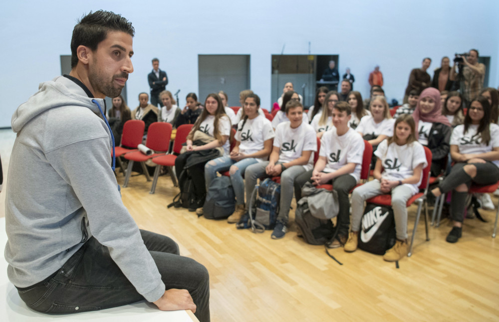 Kedira ima PROBLEME SA SRCEM! Muk u Juventusu, slede nikad detaljnije pretrage