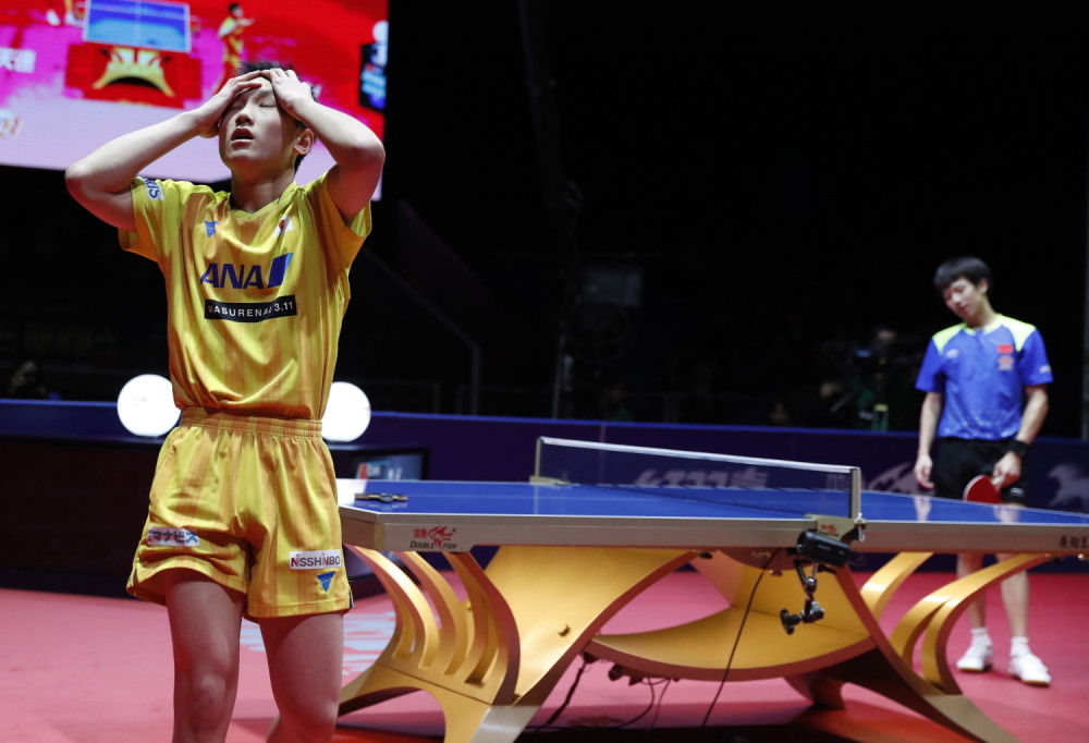 Spinovi od kojih će vas ZABOLETI GLAVA. Pogledajte najveće majstorije stonotenisera! (VIDEO)