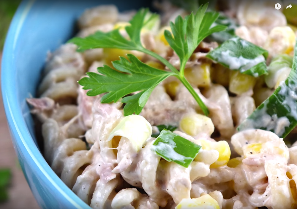 Napravite savršenu testeninu sa piletinom i parmezanom!