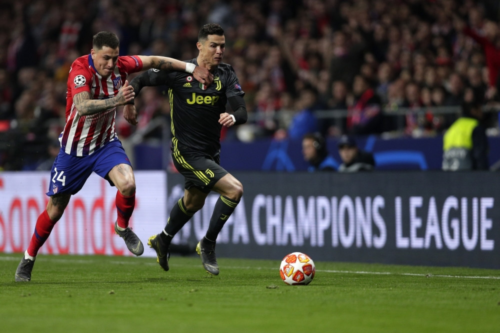 Na provokacije navijača Atletika, Ronaldo OVAKO ODGOVORIO i ispao neviđeni šmeker! (VIDEO)