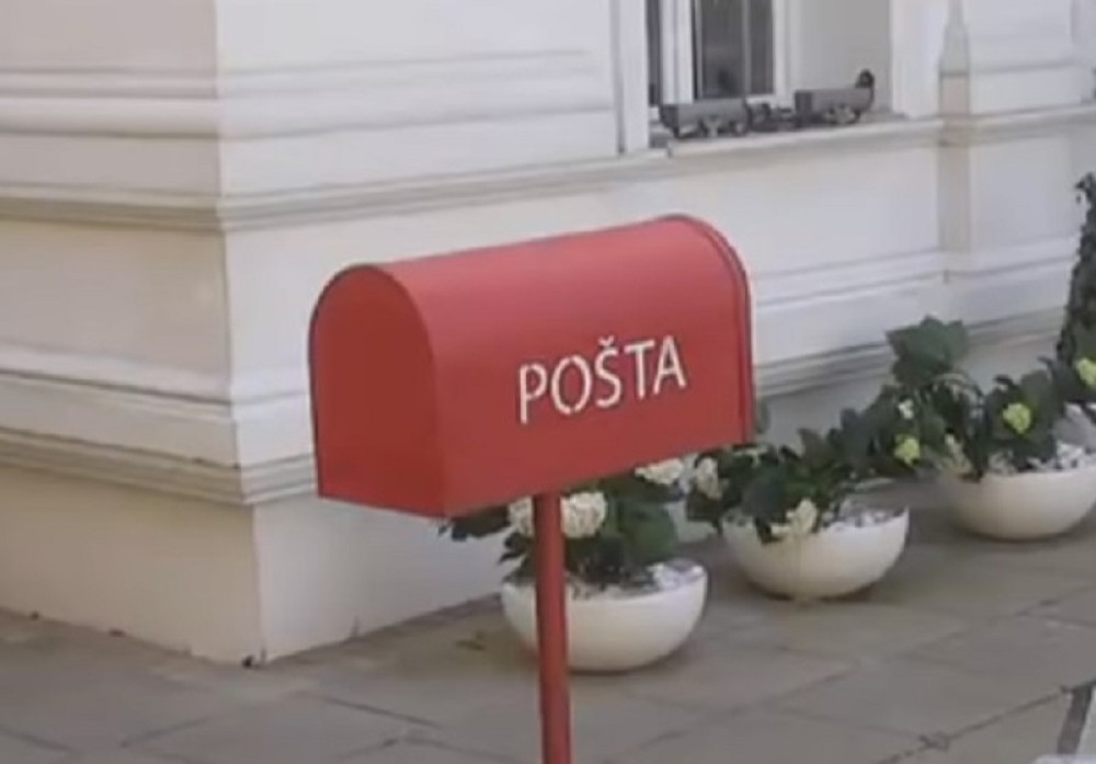 Zadrugari IZNENAĐENI nakon što je Luna pročitala OVO! (VIDEO)